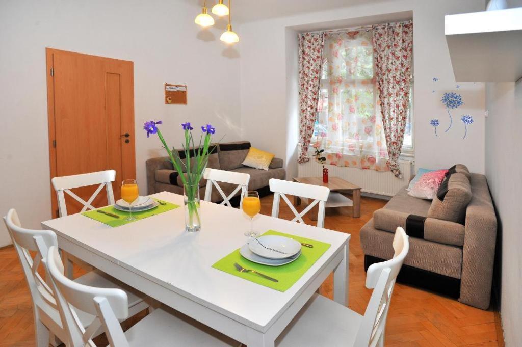 Condo In Vinohrady Прага Екстер'єр фото