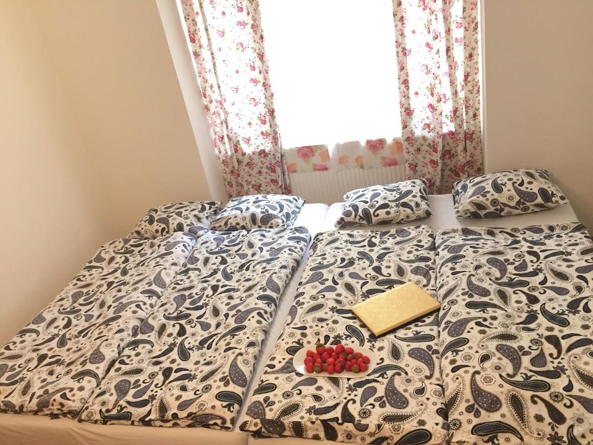 Condo In Vinohrady Прага Екстер'єр фото
